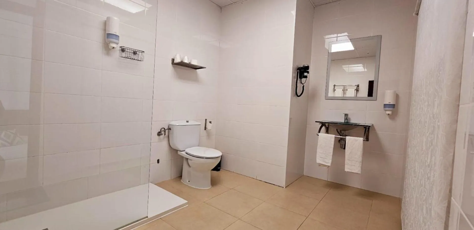 Hotel Artxanda Bilbao, Parking Gratuito En El Exterior Junto Al Hotel (Adults Only) 西班牙