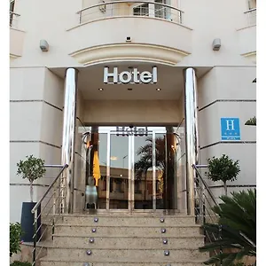 https://hotel-el-trebol.es-andalucia.com