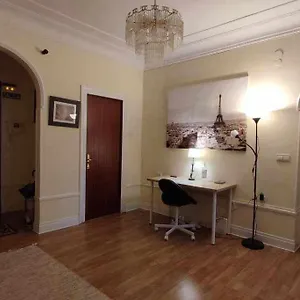  Guest house Fliphouse