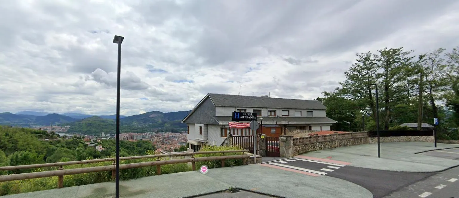 Hotel Artxanda Bilbao, Parking Gratuito En El Exterior Junto Al Hotel (Adults Only)