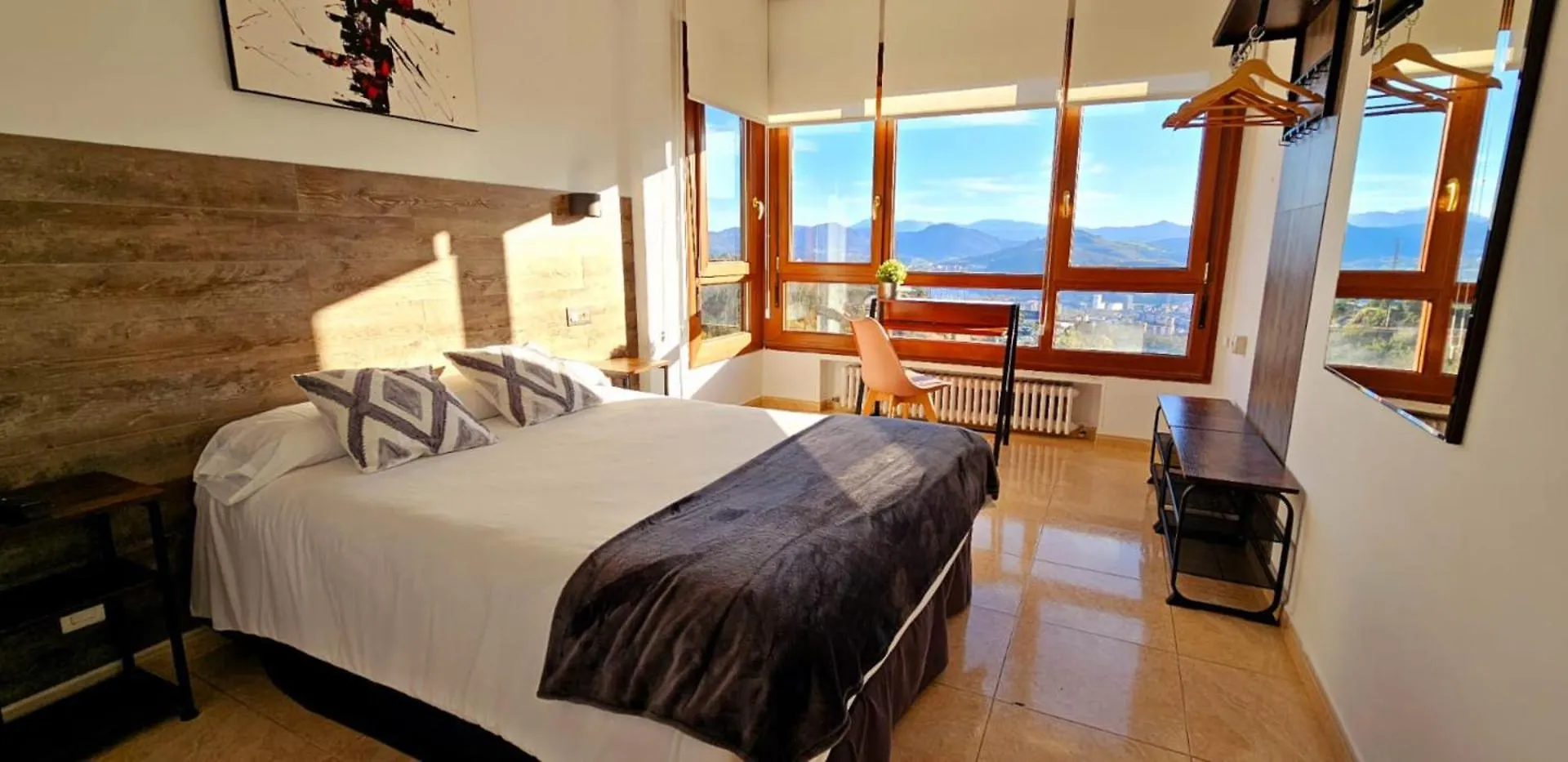 Hotel Artxanda Bilbao, Parking Gratuito En El Exterior Junto Al Hotel (Adults Only)